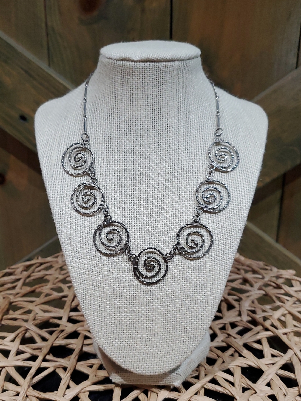 Vintage Silver Spiral Link Necklace